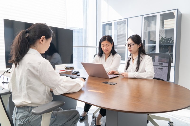 Landu Professional Sales Discussion