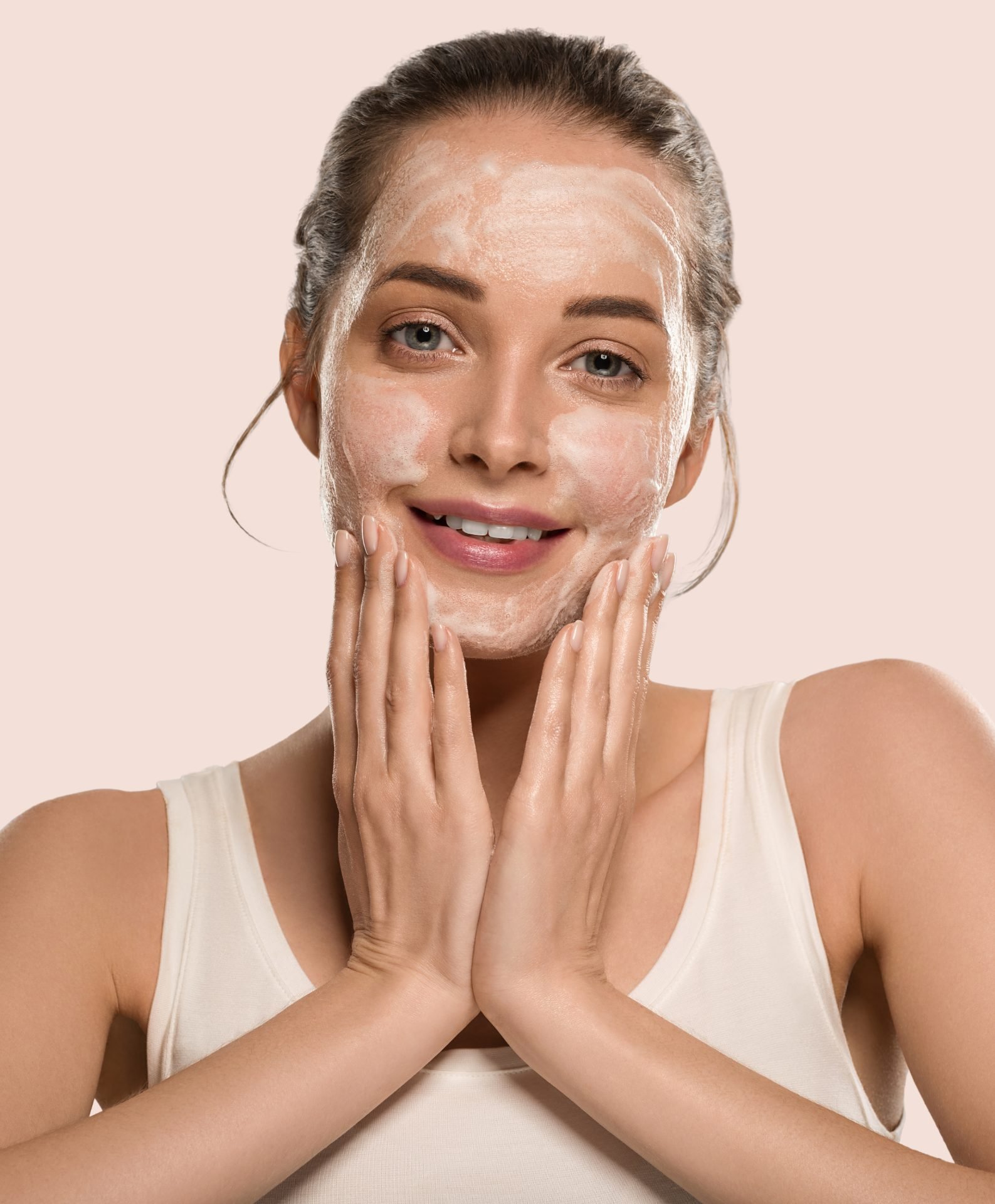 Redlemon Woman Cleansing Her Face With A Gentle Wash 2026 03 18 11 55 06 Utc Compressed